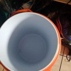 2 Coolers Condition 8/10