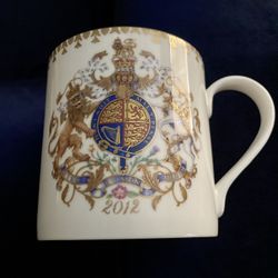 Collectible Royal Chinaware 