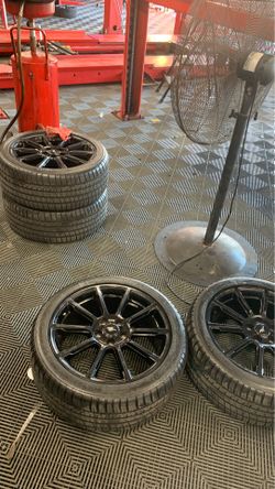 19” mustang gt with brand new Michelin