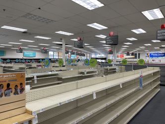 CHEAP GONDOLA SHELVING LOQUIDATION/STORE CLOSING