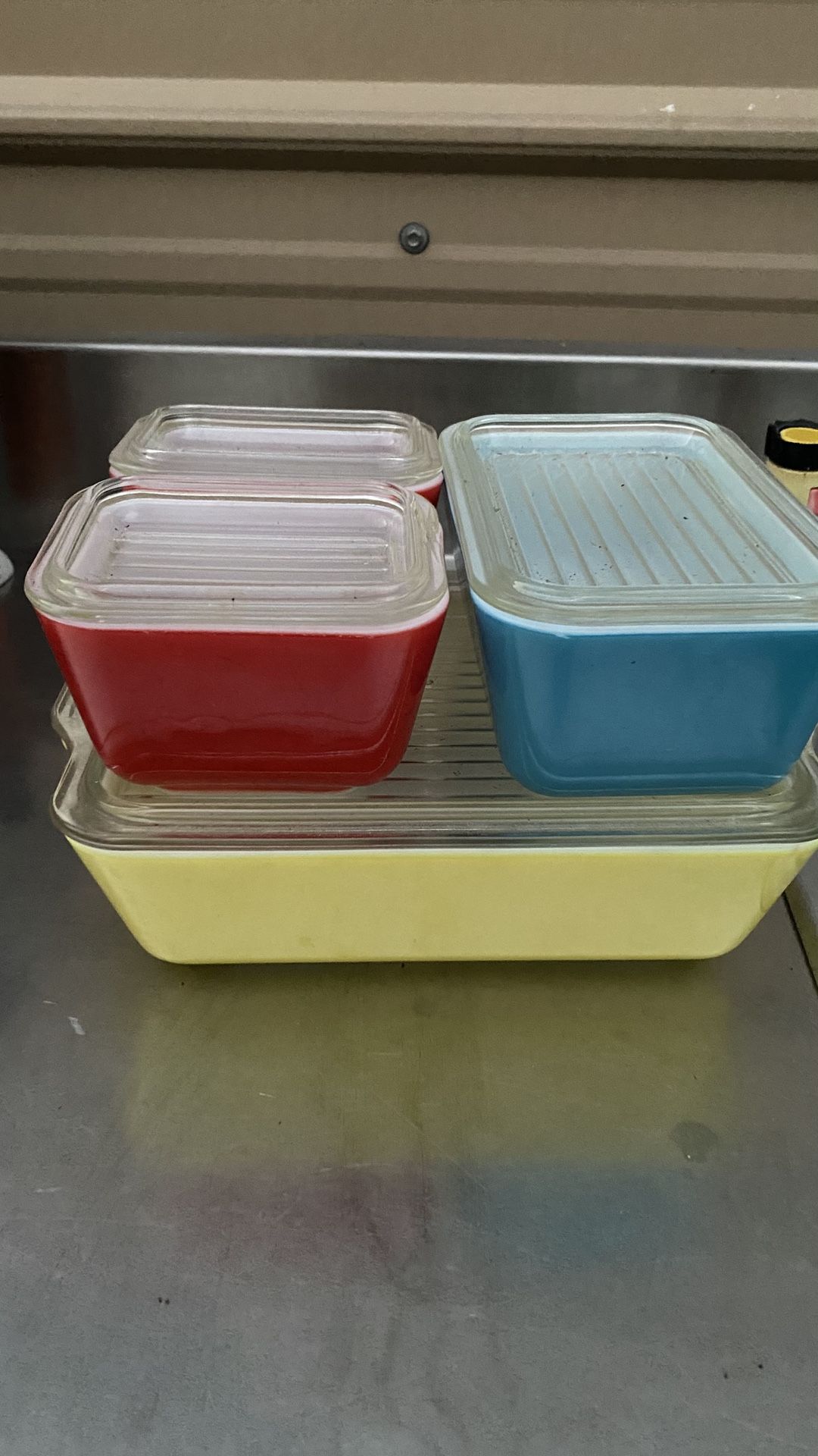 Pyrex dishes