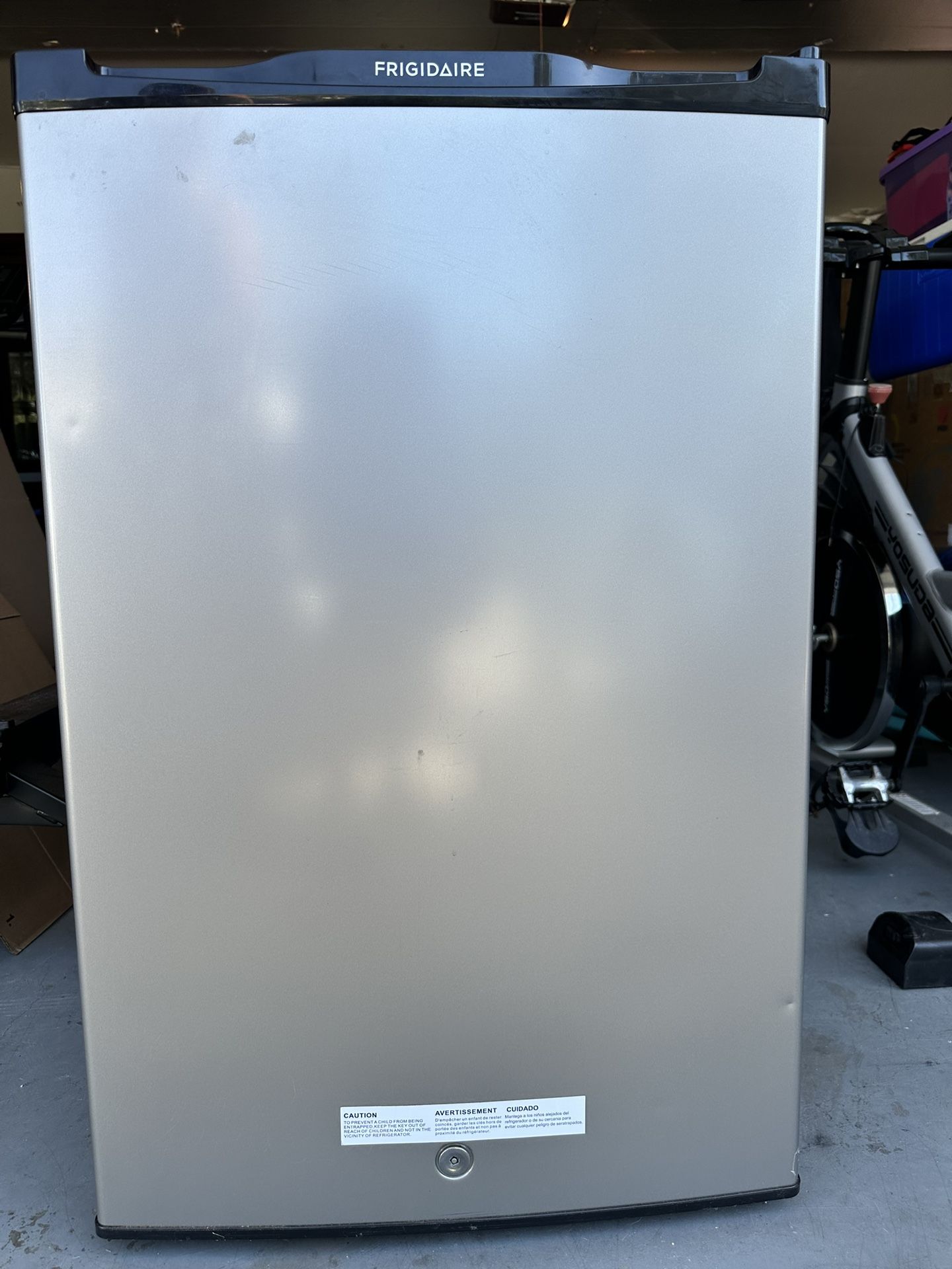 Mini Fridge 