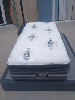 Beautyrest black twin xl pillowtop mattress only