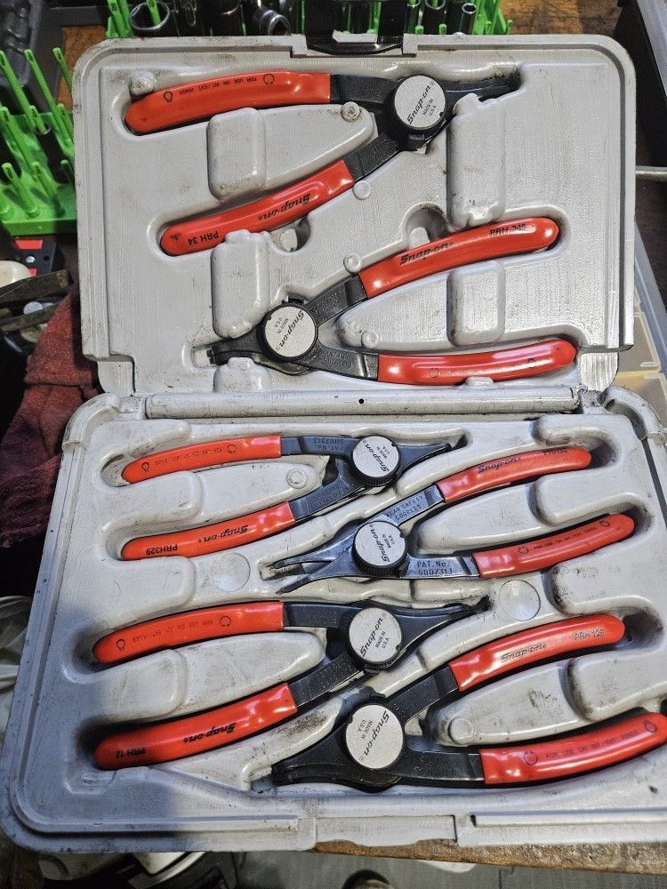 Snap-on Retaining Plier Set