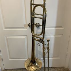 Trombone - Large Bore With f Attachment