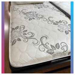 Twin size mattress/ Colchon