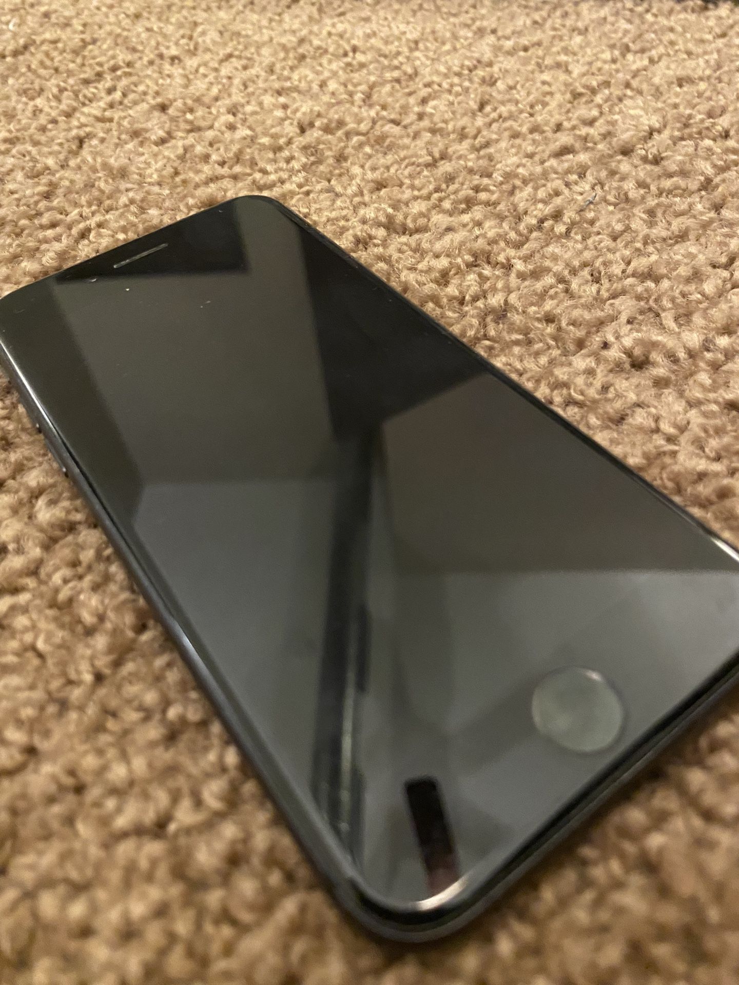 iPhone 8