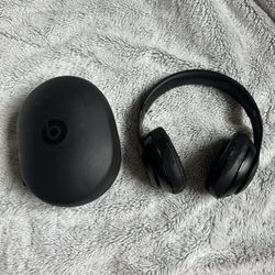 Beats studio wireless