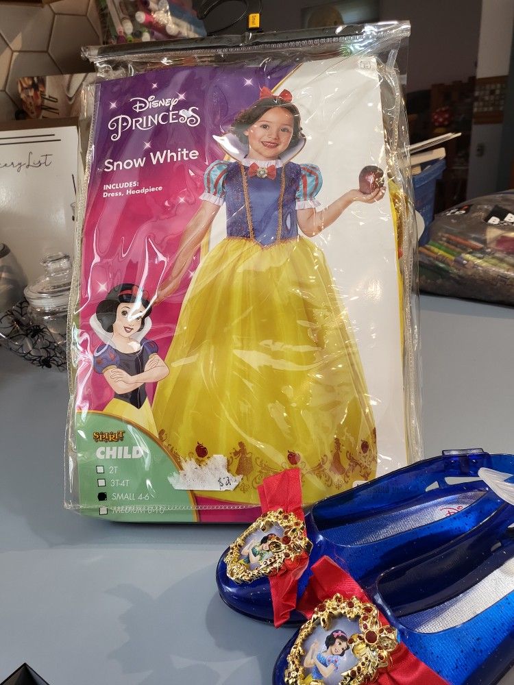 Disney Princess SNOW WHITE