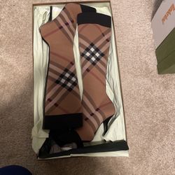 Brand New Burberry Boots Size 39