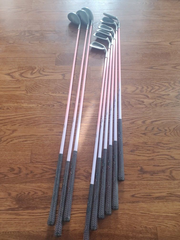 women's ladies select model Pro Design golf clubs set 1, 3, 5 wood Iron S, 3, 4 ,6,7, 9