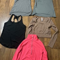 Exercise women’s clothes size small all for $20
