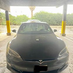 2018 Tesla Model S 75D – Clean Title – Low Mileage
