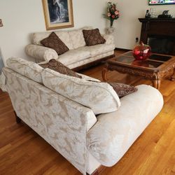 Sofa SET and Table