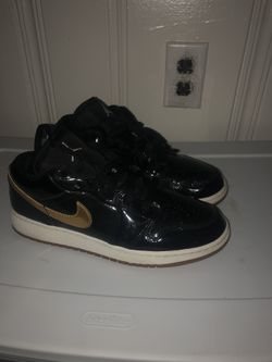 Jordan 1s Boys Size 7