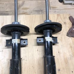 Chevy Traverse Shocks/ Struts