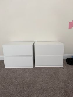 Pair of White 2-Drawer Nightstands