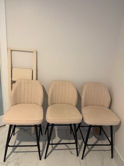 Set of 4 Cream Upholstered Counter Stools