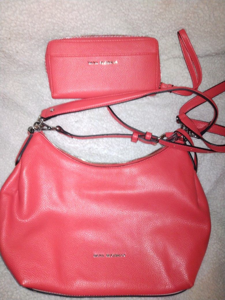 Women's. Dana Buchman Set. $20. Never Used.