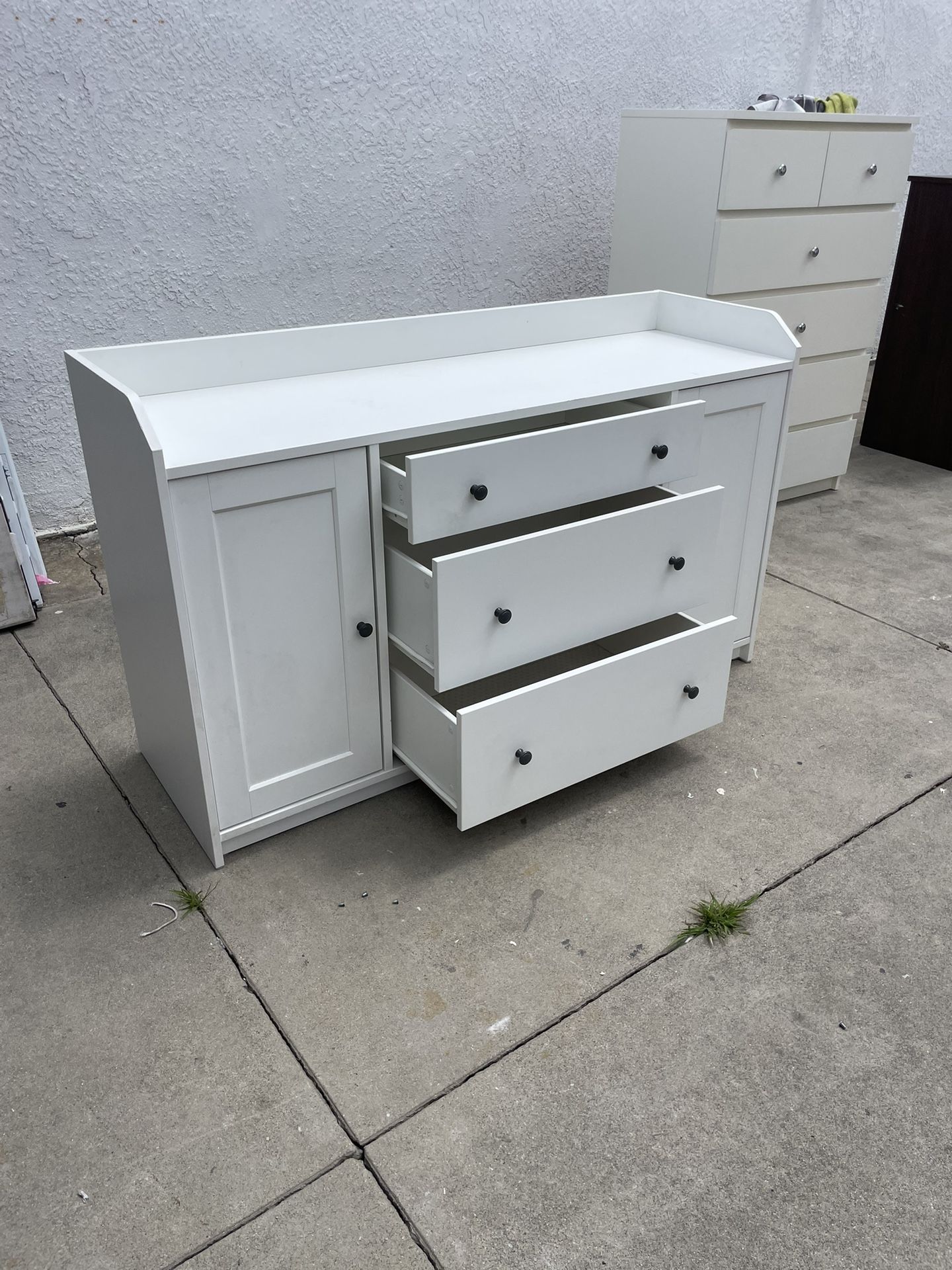 White 5 Drawer IKEA Dresser !