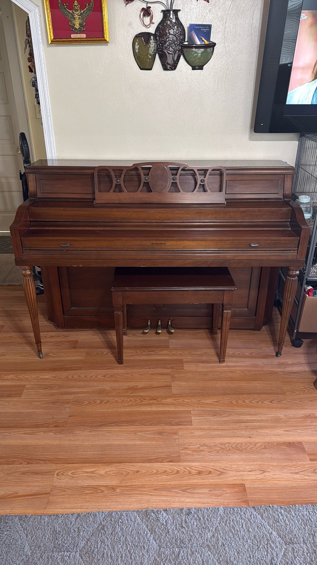 Everett 41” Console Model 6023