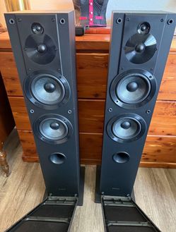 Sony SS-CS3M2 3-way 4-driver hi-res tower speakers