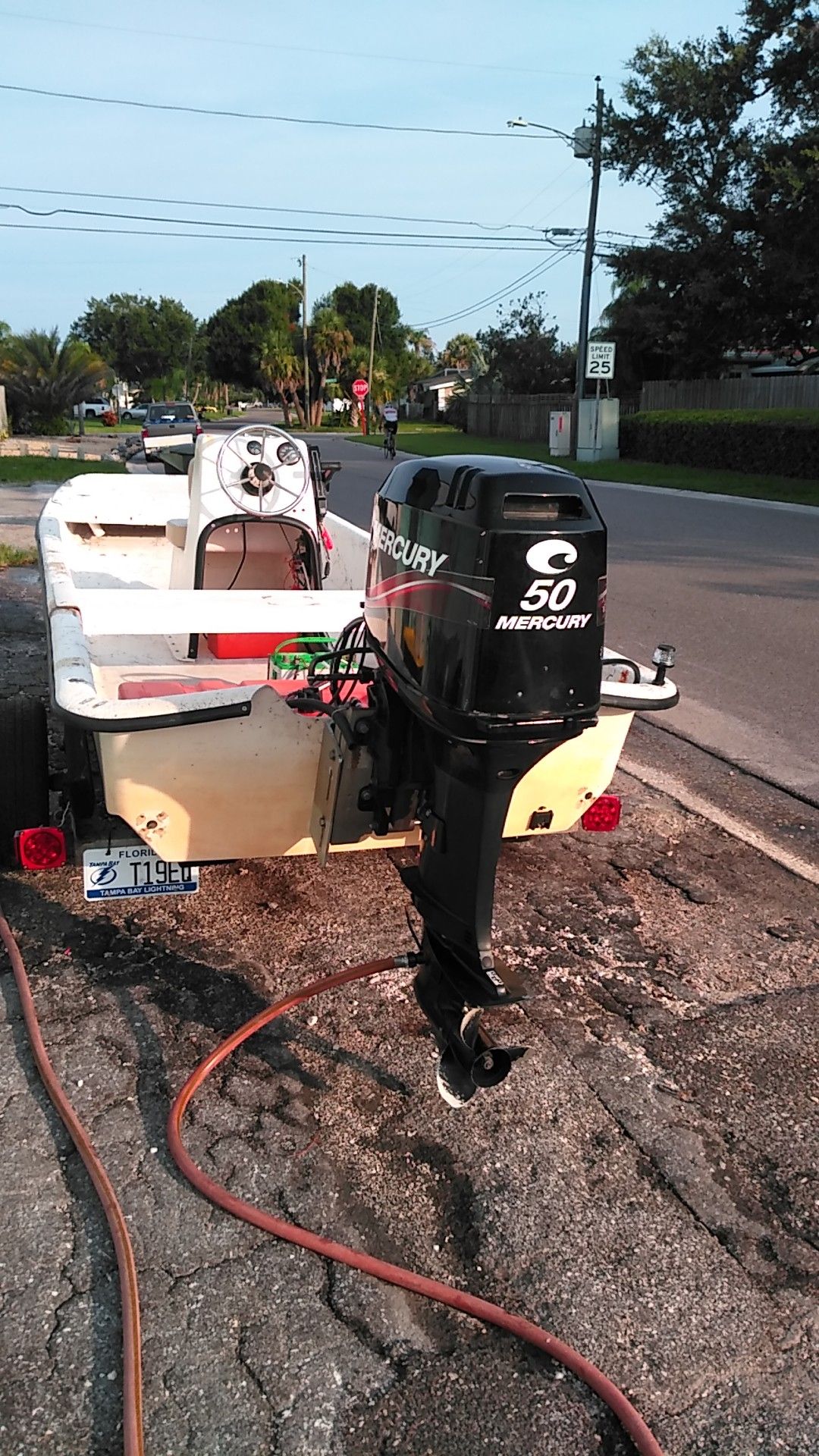 2000 Carolina skiff 50 horsepower Mercury 08