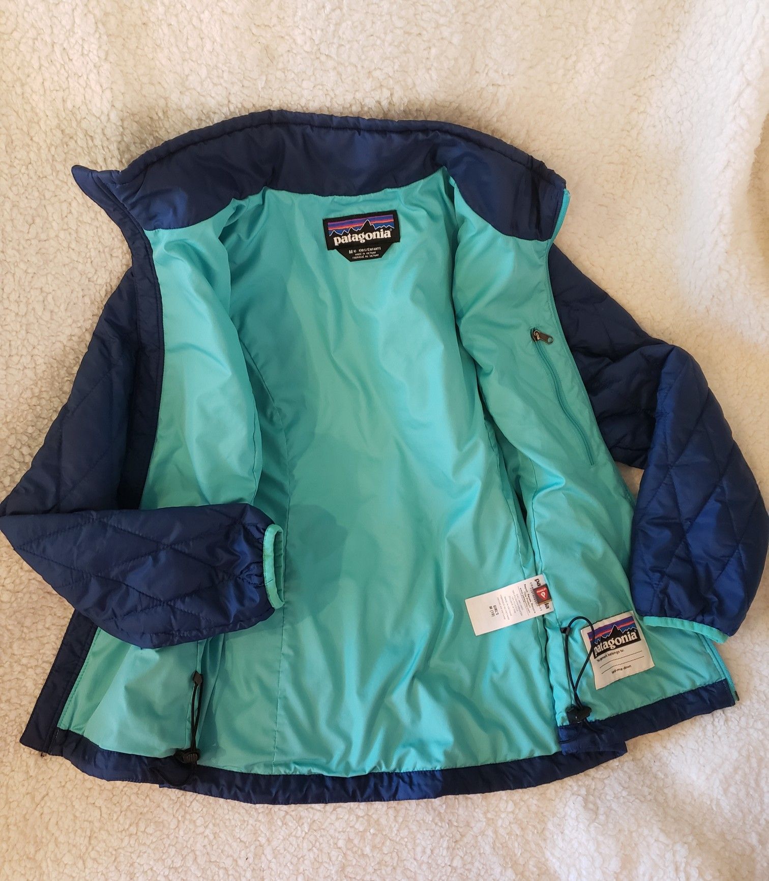 Patagonia girls Med jacket fits WMS XXS