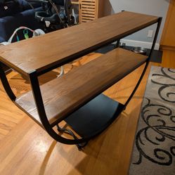 Rustic-style Wood Console Table In Perfect Condition