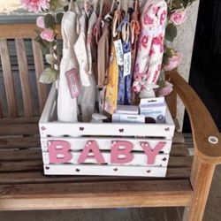Baby bloom Baby Girl Gift Box Baby Shower Gift/Bassinet  $40 