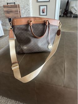 Michael Kors travel bag