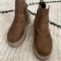 Light Brown Suede Low Boots size 38