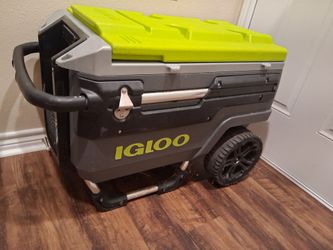 Igloo trail mate Ryobi color