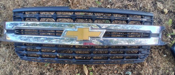 2021 Chevy Silverado 1500 grill