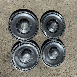 Gm hub caps