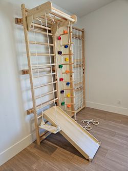 Avenlur
Walnut - 9-in-1 Swedish Ladder Wall Gym Set