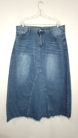 Denim skirt Plus Size 3X Shein Curve Maxi excellent condition Price is firm Cash only