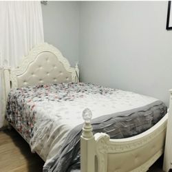 4 Piece Full Bedroom Set 