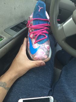 Kds size 12 worn 3 or 4 times to big for me open to trades or best offer