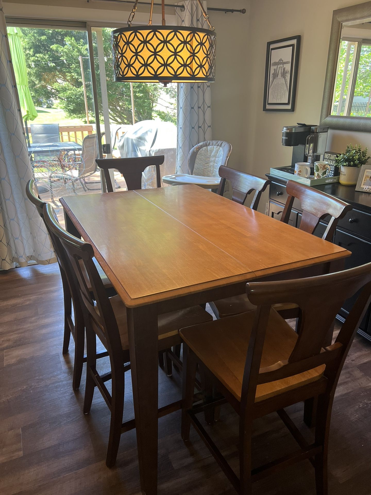 Dining Table And 6 Chairs