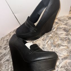 Black Womans Shoes 