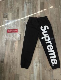 supreme sweats size small