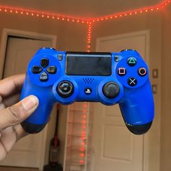 PS4 Controller