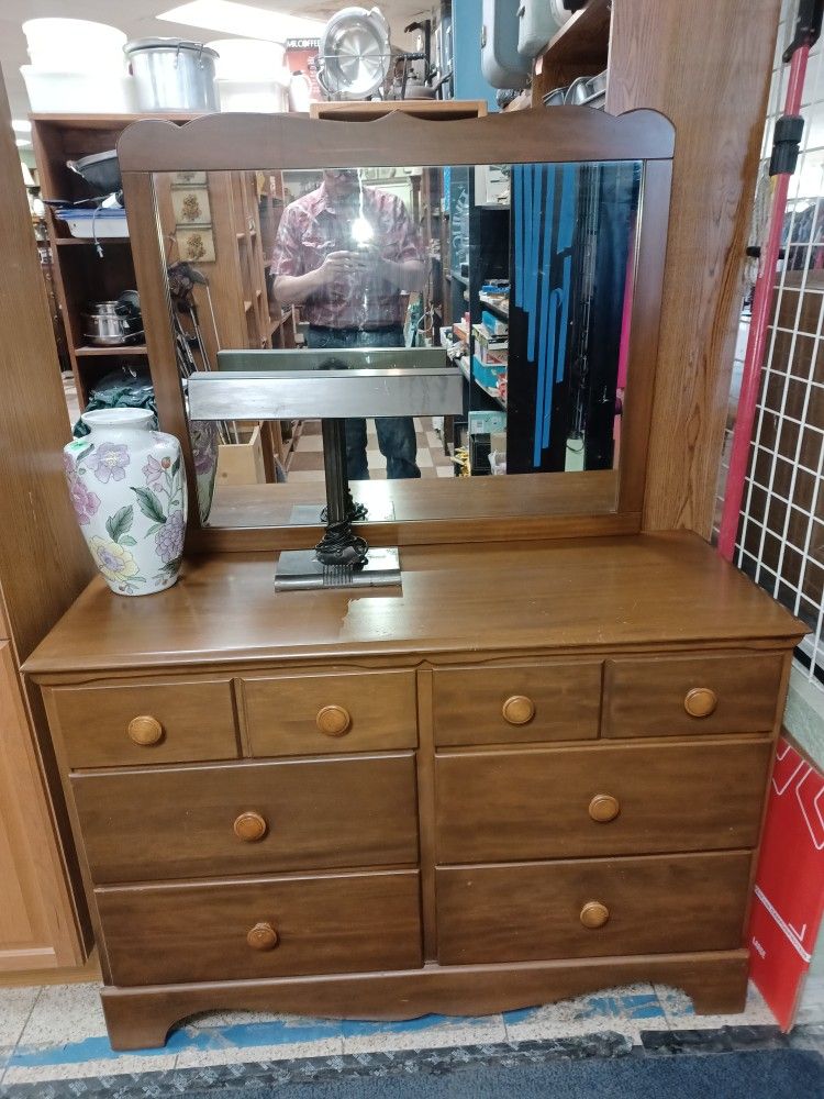 Dresser And Mirror Hard Rock Maple