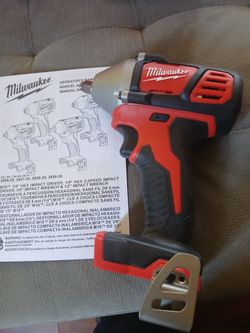 M18 milwaukee impact Wrench 3/8 lnch Only Tool