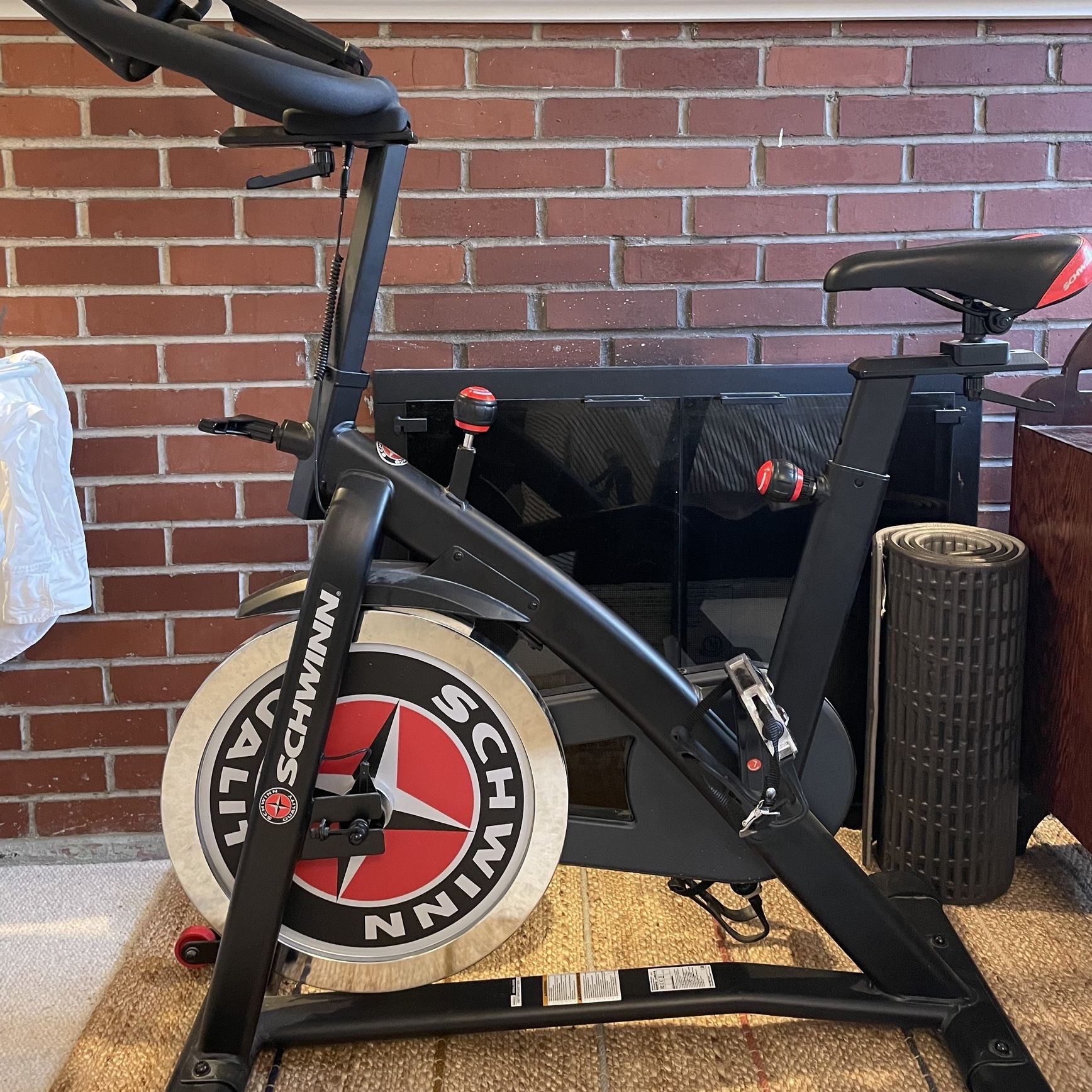 Schwinn IC3- Excellent Used Condition