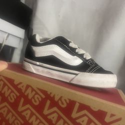 KNU-SKOOL TODDLER 'BLACK WHITE vans