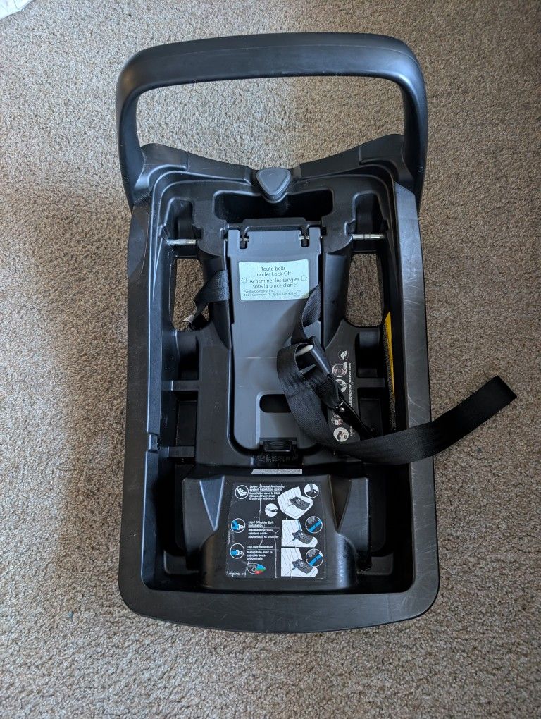 Evenflo Car seat and Base