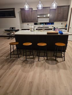 Free 4 Bar Stools