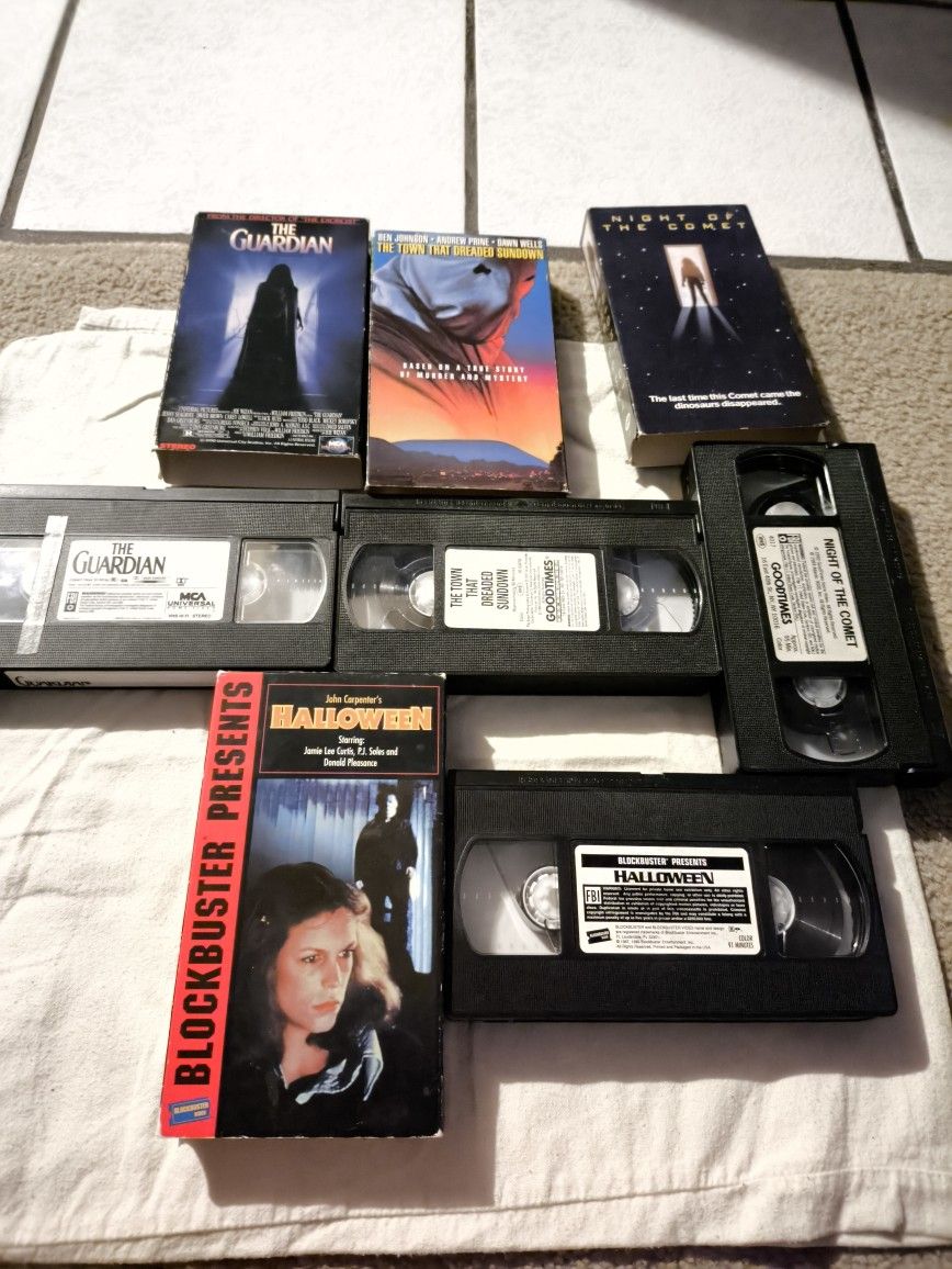 HORROR VHS MOVIE LOT OOP VHS HALLOWEEN, TOWN THAT DREADED SUNDOWN, GUARDIAN RARE